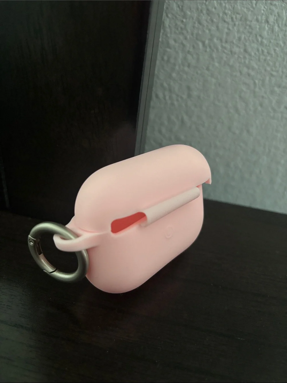 Light Pink Silicone Protective Case for Wireless Earbuds Charging Case